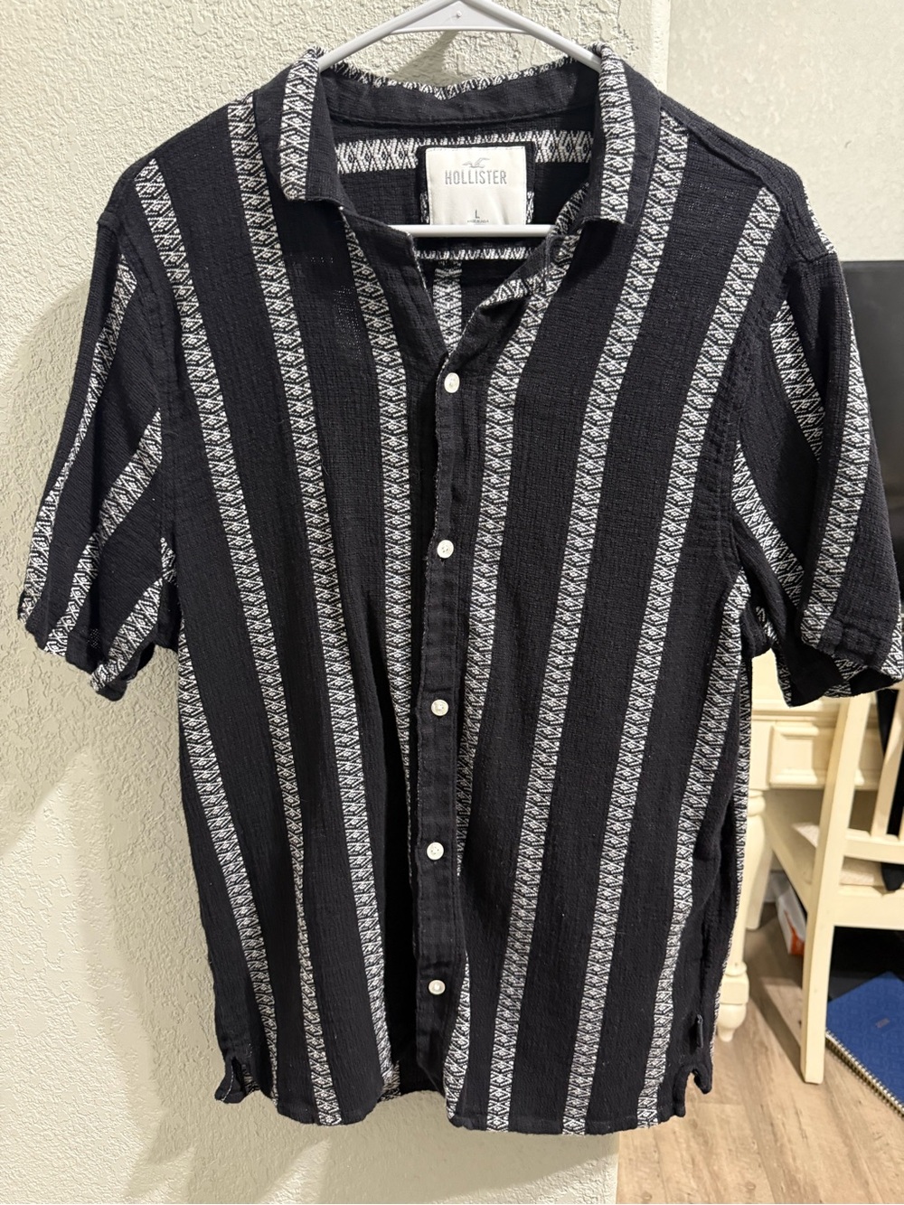 Hollister Black Short-Sleeve Button-Down Shirt with White Stripes